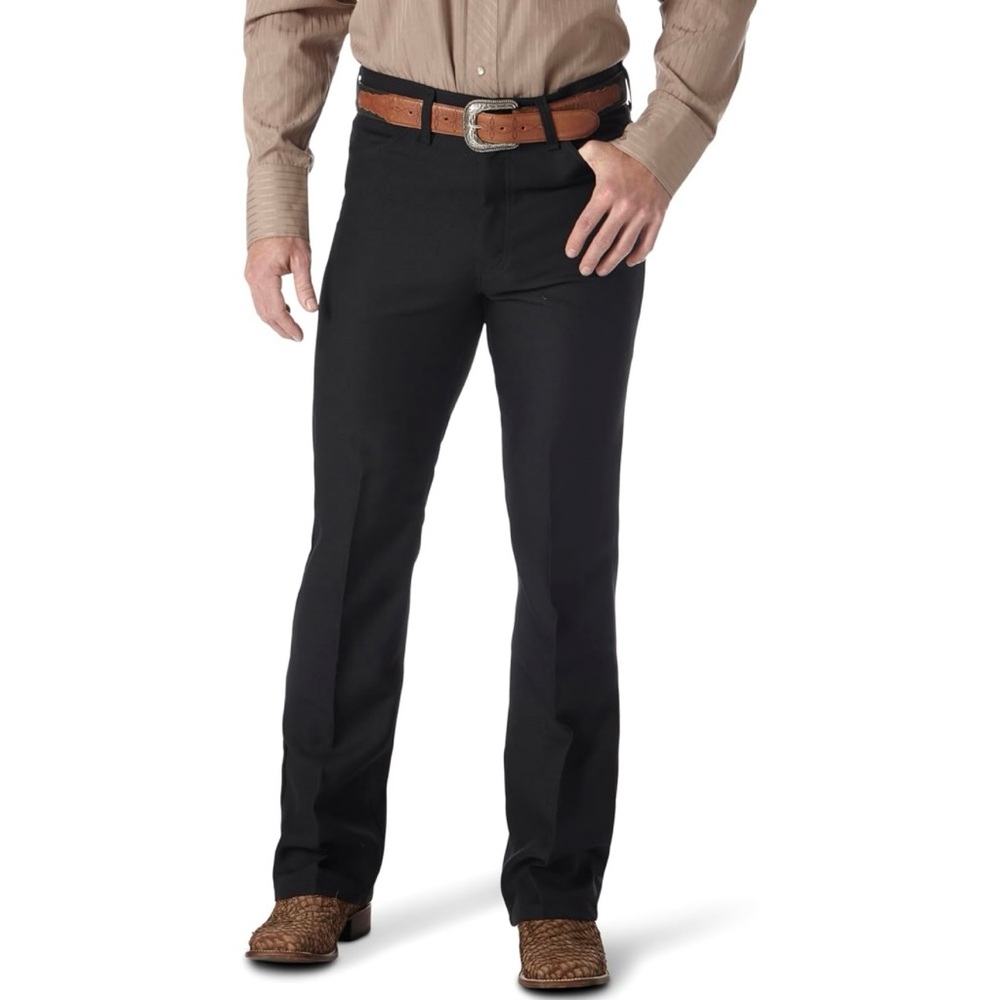31x30 Wrangler Wrancher Dress Jeans - Men’s